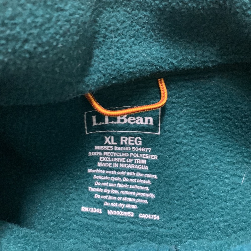 L.L. Bean Full-Zip Fleece Jacket - Picture 4 of 5
